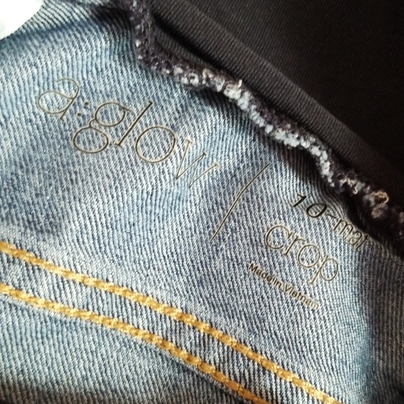 A glow maternity Jean's crop 10 - Picture 3 of 7